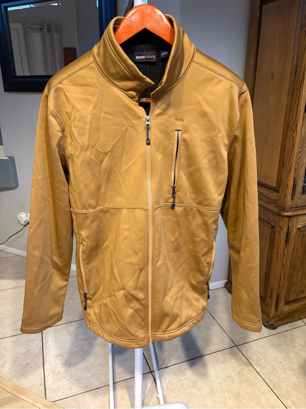 Swiss Tech Men's Caramel/Tan Lightweight Softshell Jacket